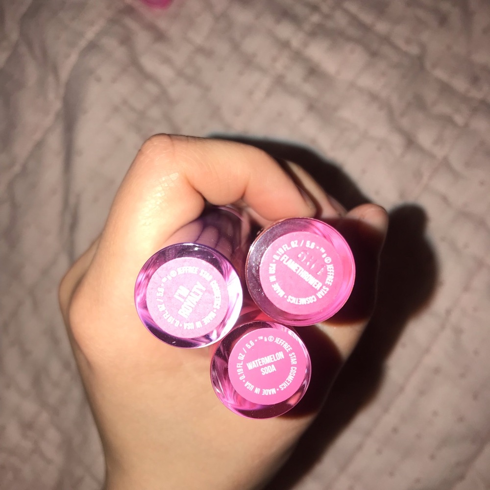 Jeffree Star cosmetics velour liquid lipsticks